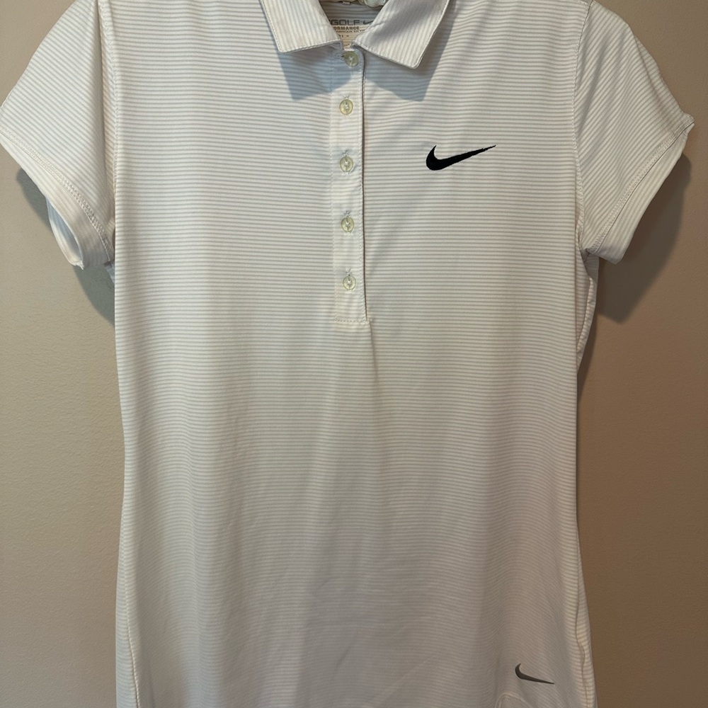 Nike Women’s Golf Shirt